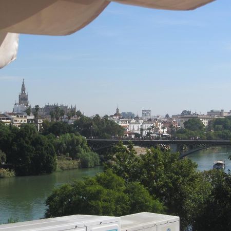 Trianabridgeviews Atico Con Vistas Al Puente De Triana Calle Castilla 38 Sevilla Exteriér fotografie