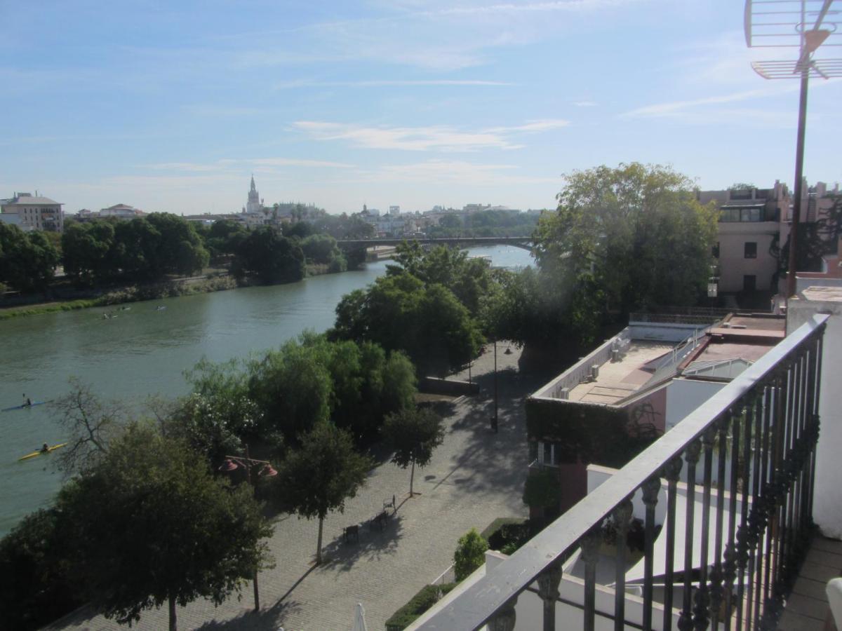 Trianabridgeviews Atico Con Vistas Al Puente De Triana Calle Castilla 38 Sevilla Exteriér fotografie
